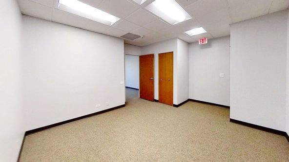 Oak Brook Office Suites: 1550 Spring Road, Oak Brook, IL 60523